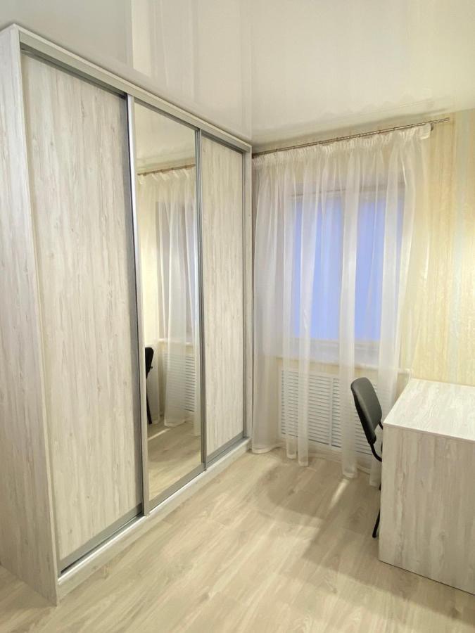 Suite Mira Avenue Center Двухкомнатная Квартира В Центре Возле Тц Цум チェルニーヒウ エクステリア 写真